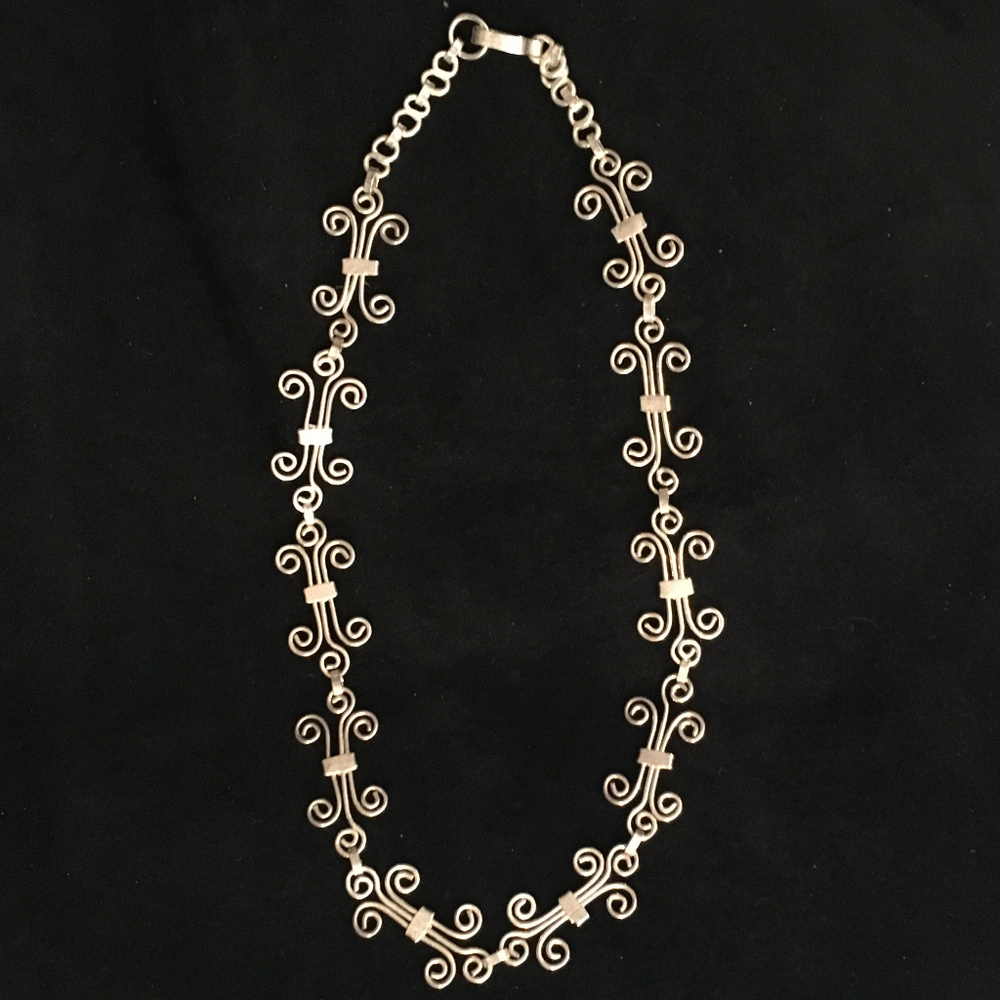 NEW~Sterling Silver Swirl Links Necklace